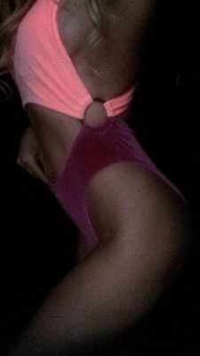 Снять телку по разумной цене (София , тел. 8 950 671-47-04)