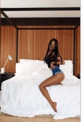 маленькая проститутка Алина, тел. 8 911 477-17-30, работает круглосуточно