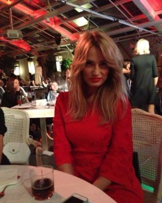 Проститутка рабыня Женевьева, 24 лет, закажите онлайн прямо сейчас