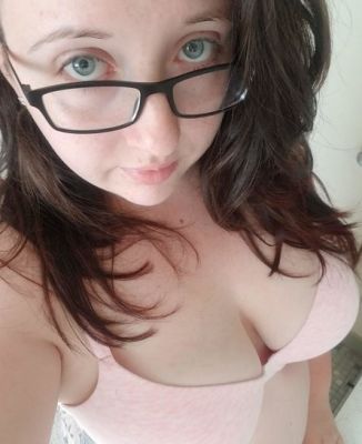 снять проститутку в г. Калининграде от 4000 руб. в час (Саша, тел. 8 950 676-12-15)