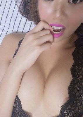 Лора — проститутка с реальными фотографиями, от 5000 руб.