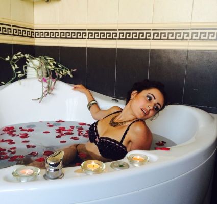 Снять грудастую девушку на ночь рядом с собой — Нина (8 911 463-18-70)